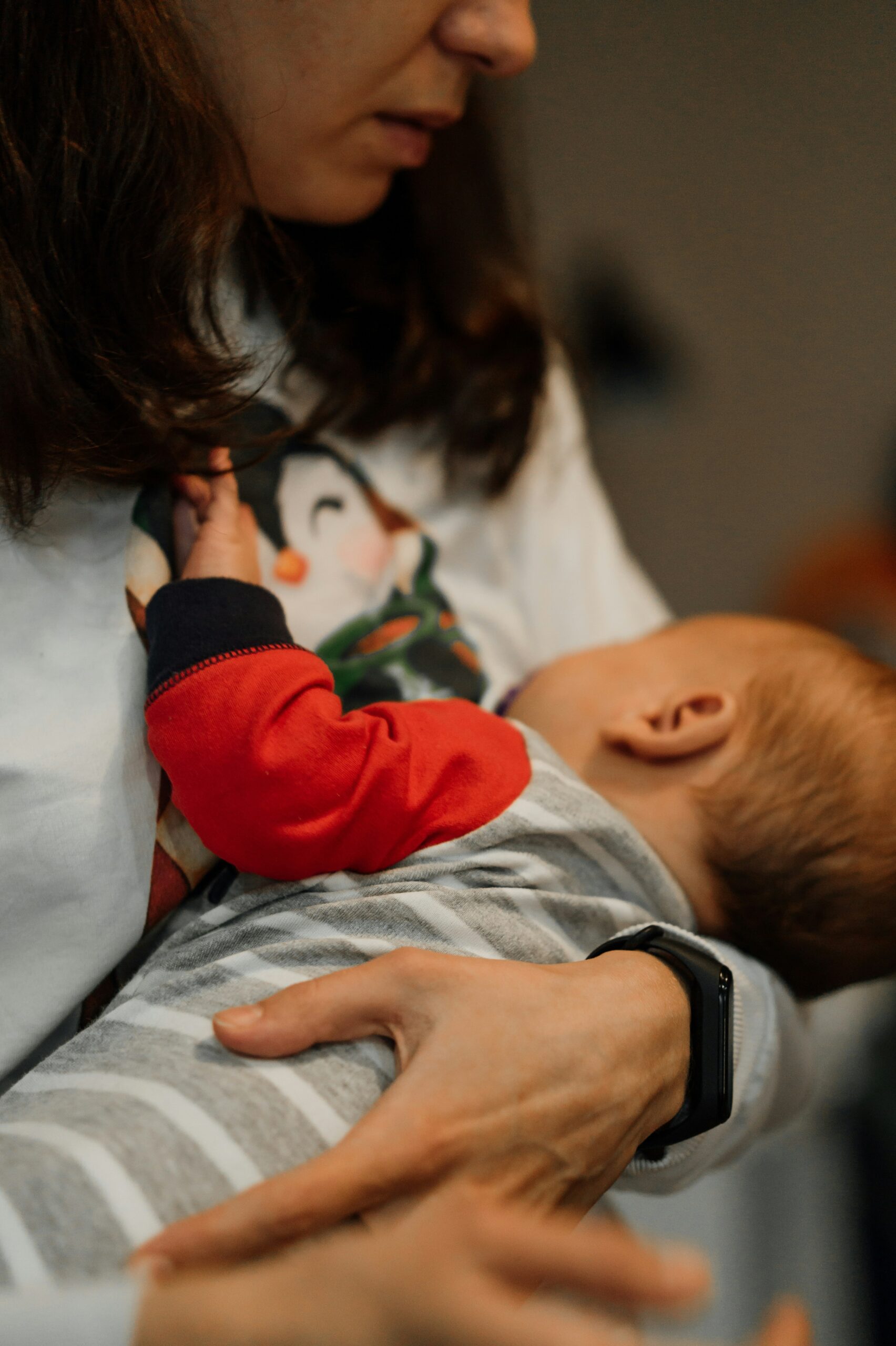 Breastfeeding Tips and Challenges: a New Mom’s Guide